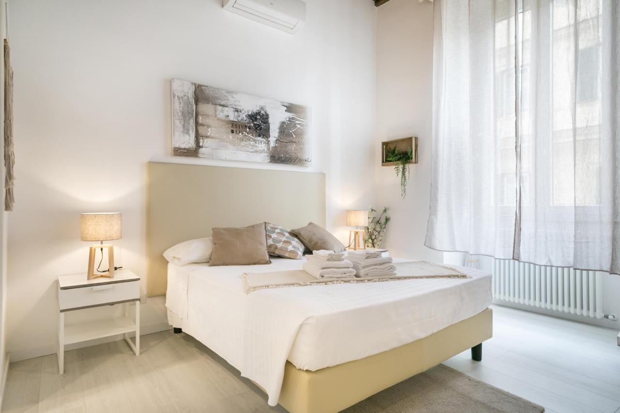 White Ostilia Guesthouse Рим Екстер'єр фото